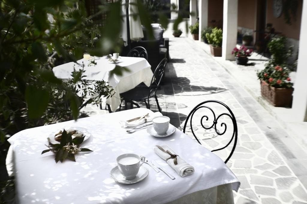 Il Giardino Degli Aranci Bed and Breakfast Mores Εξωτερικό φωτογραφία