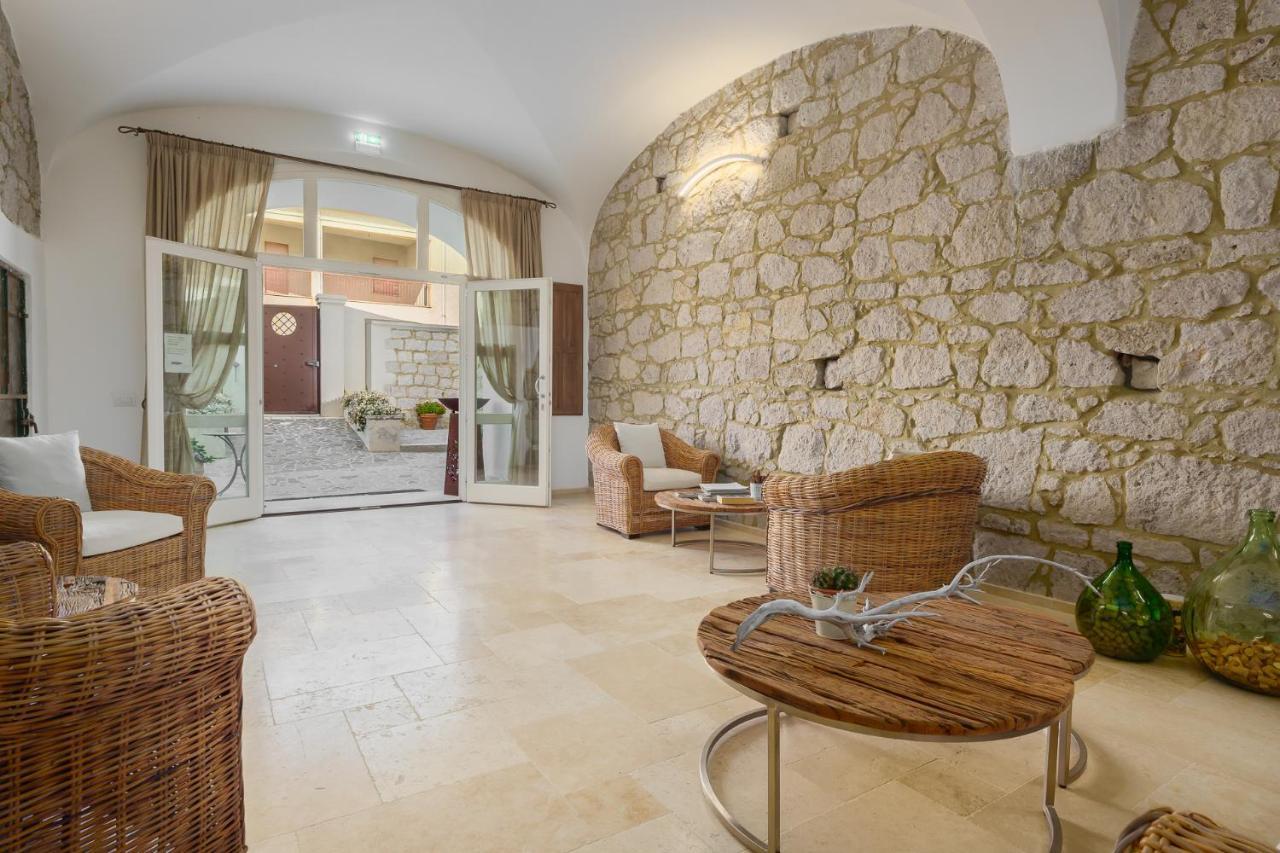 Il Giardino Degli Aranci Bed and Breakfast Mores Εξωτερικό φωτογραφία