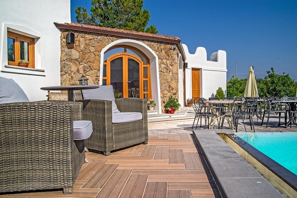 Il Giardino Degli Aranci Bed and Breakfast Mores Εξωτερικό φωτογραφία